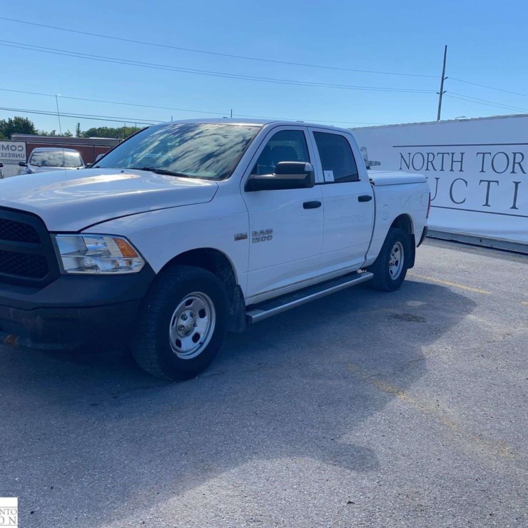 2016 DODGE 1500