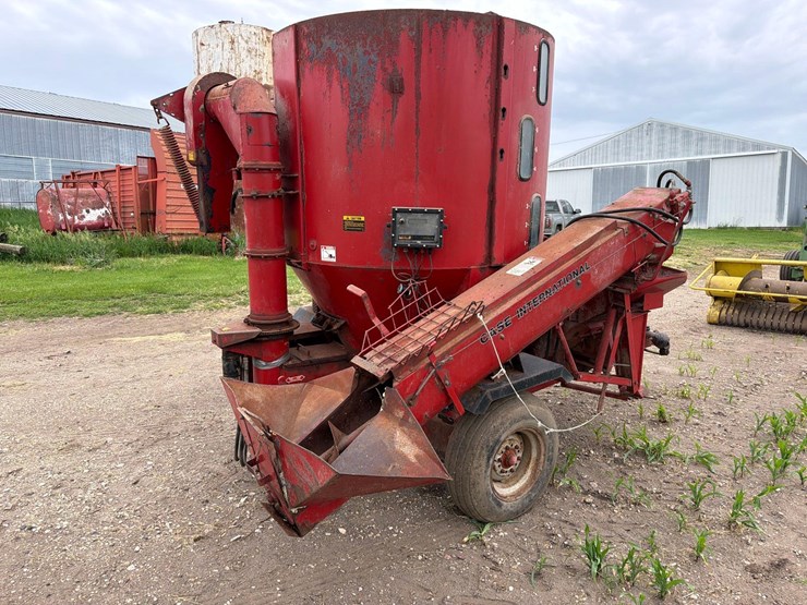 case-ih-1250-image-3