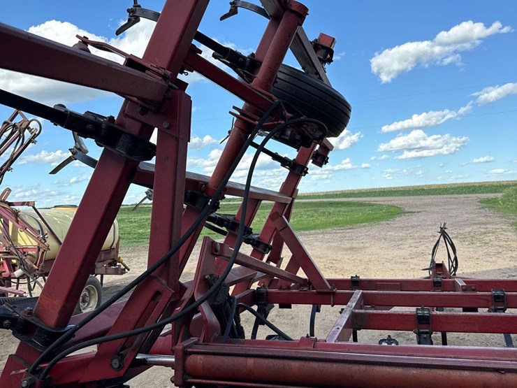 case-ih-4600-image-56