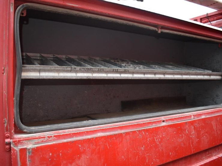 2002-case-ih-7400-image-13
