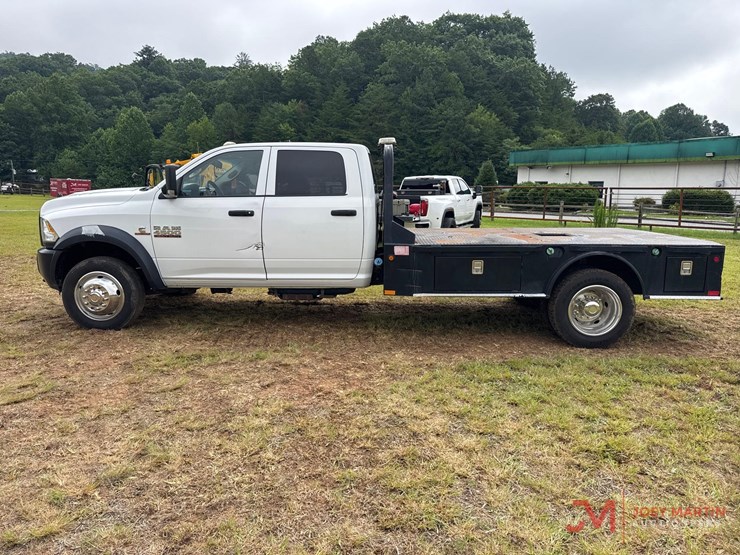 2014-ram-4500-heavy-duty-flatbed-truck-image-5
