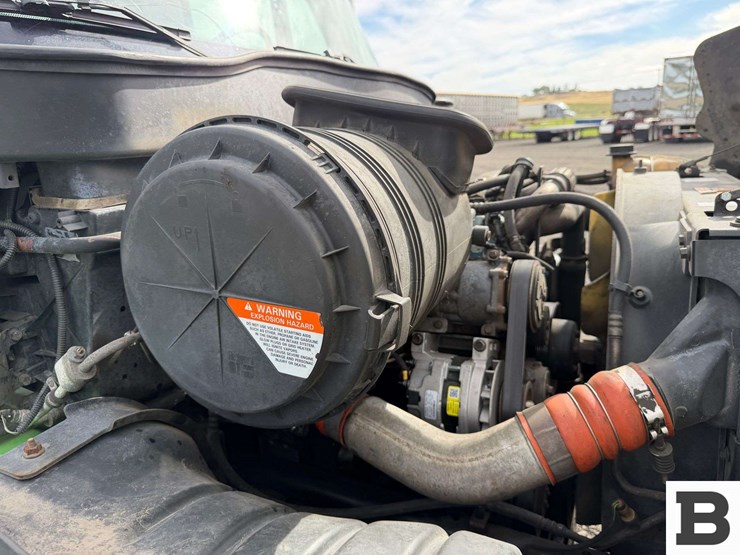 2006-international-durastar-4300-image-39