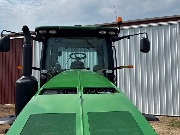 2013-john-deere-8235r-image-82