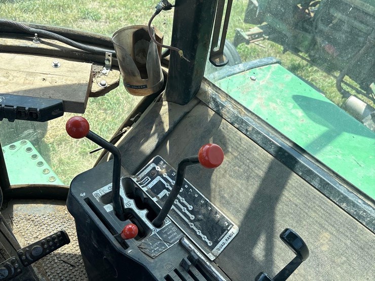 john-deere-4030-image-33
