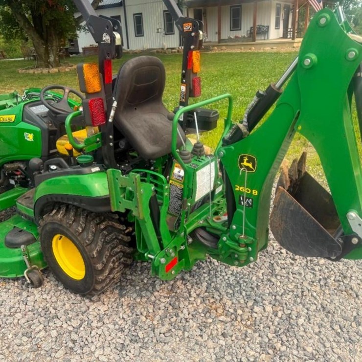 2021 JOHN DEERE 1025R