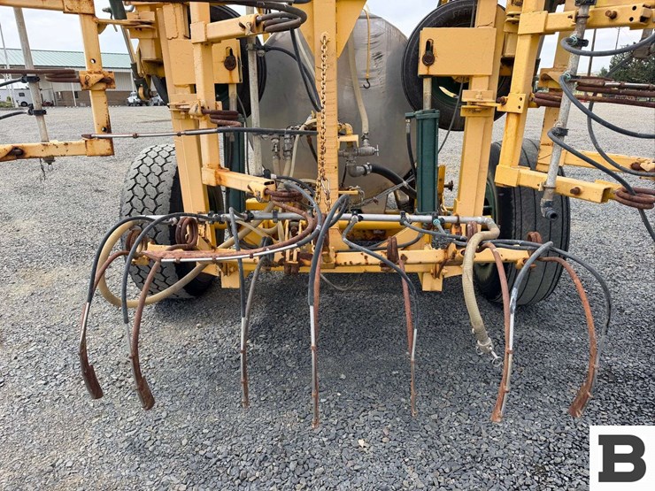 fertilizer-shank-applicator-image-29