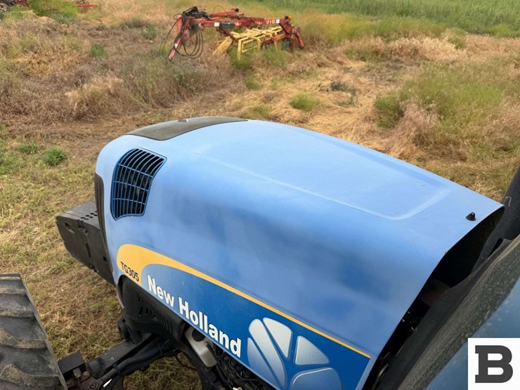 2007-new-holland-tg305-image-88