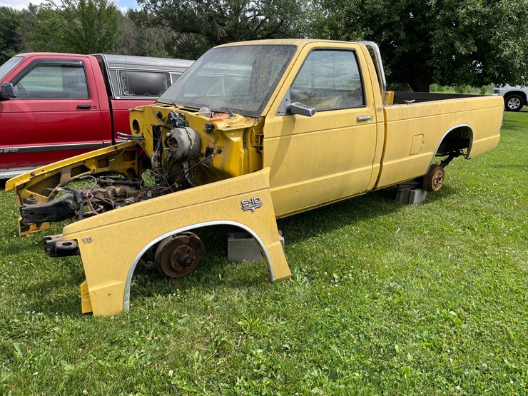 1987-chevrolet-s10-image-1