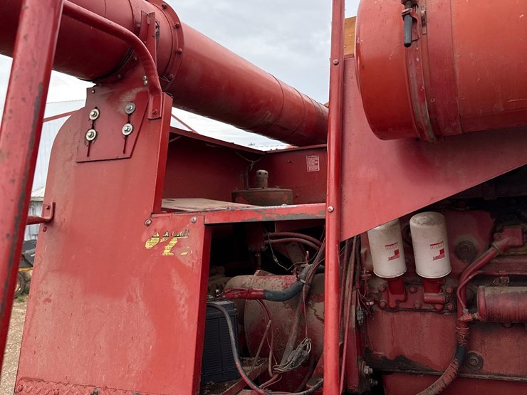 case-ih-1640-image-96