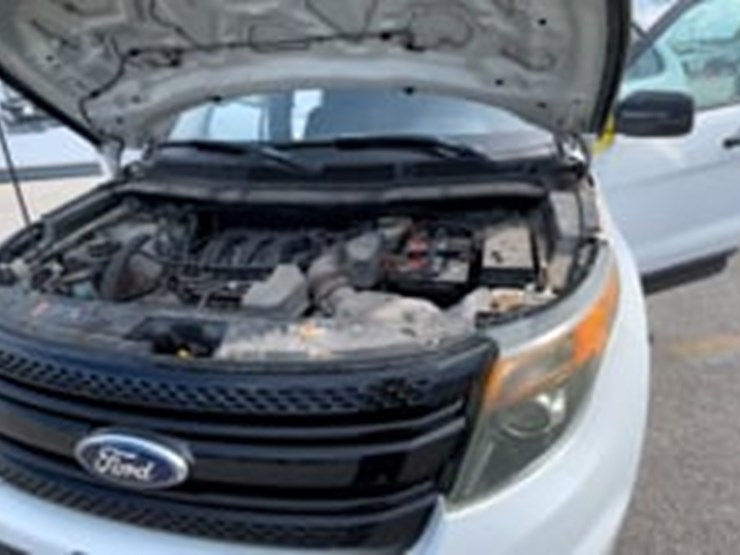 2013-ford-explorer-image-9