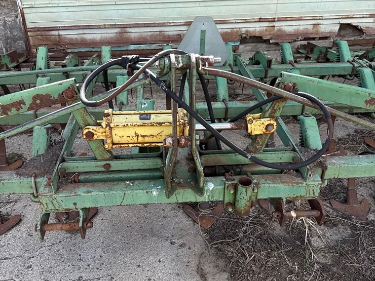 john-deere-1100-image-14
