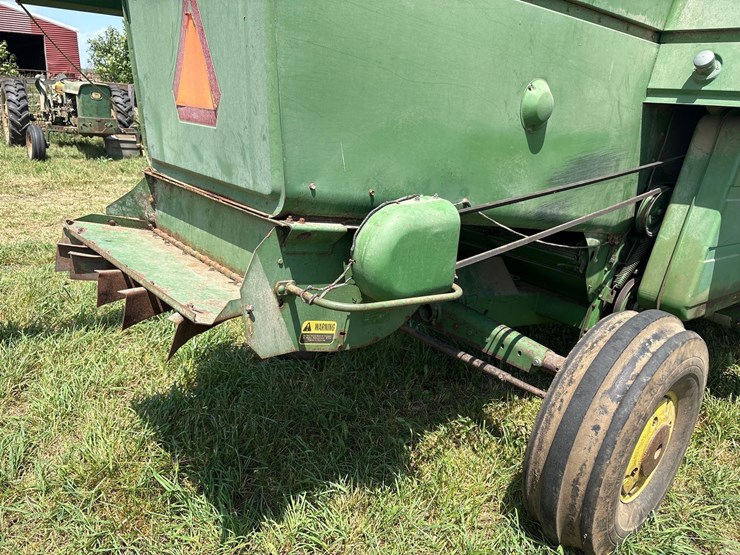 john-deere-4400-image-71