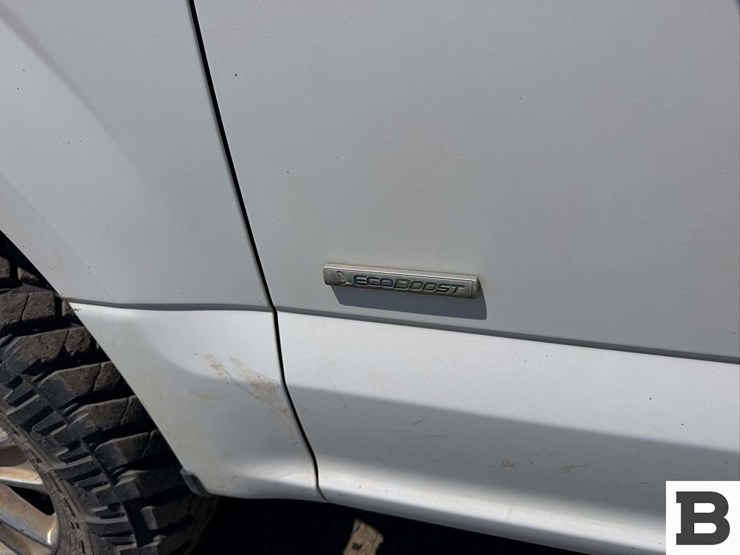 2017-ford-f150-image-15