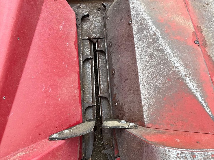 case-ih-844-image-21