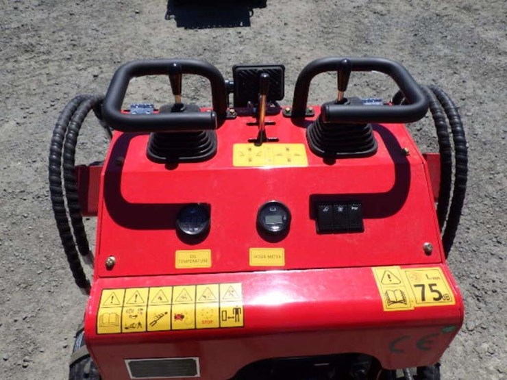 2026-sdlool-323tz-skid-steer-loader-image-13