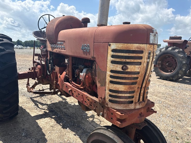 #45331-•-mccormick-farmall-450-tractor-933-inv#-45331-image-17