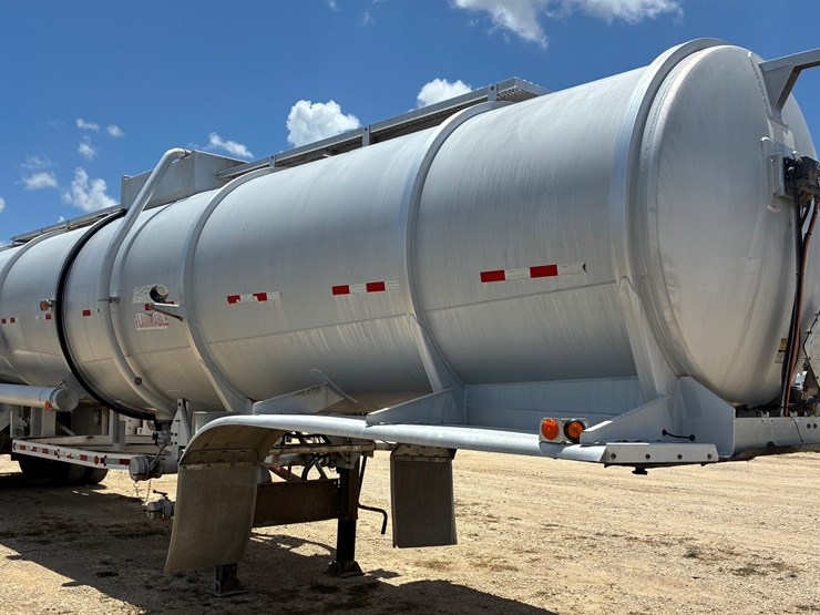 2014-polar-tank-image-3