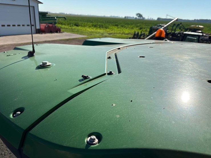 2012-john-deere-s680-image-86