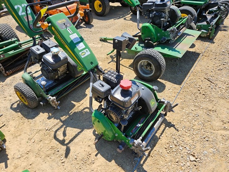 john-deere-180-image-7