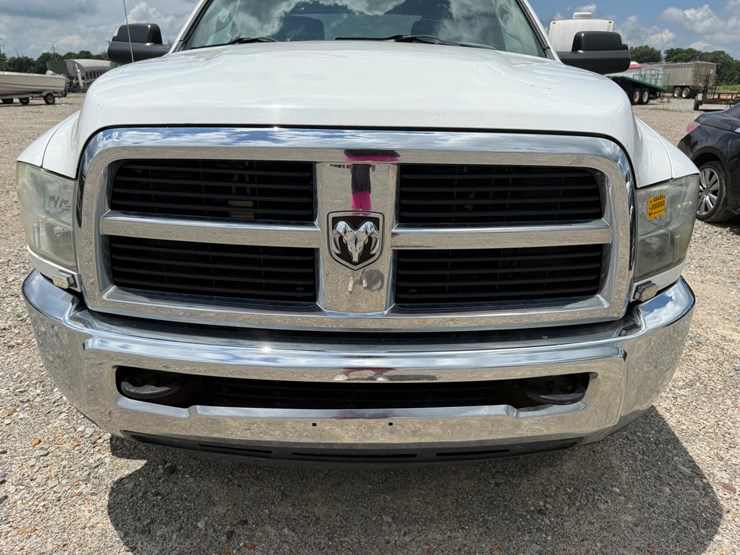 2012-dodge-ram-2500-image-33
