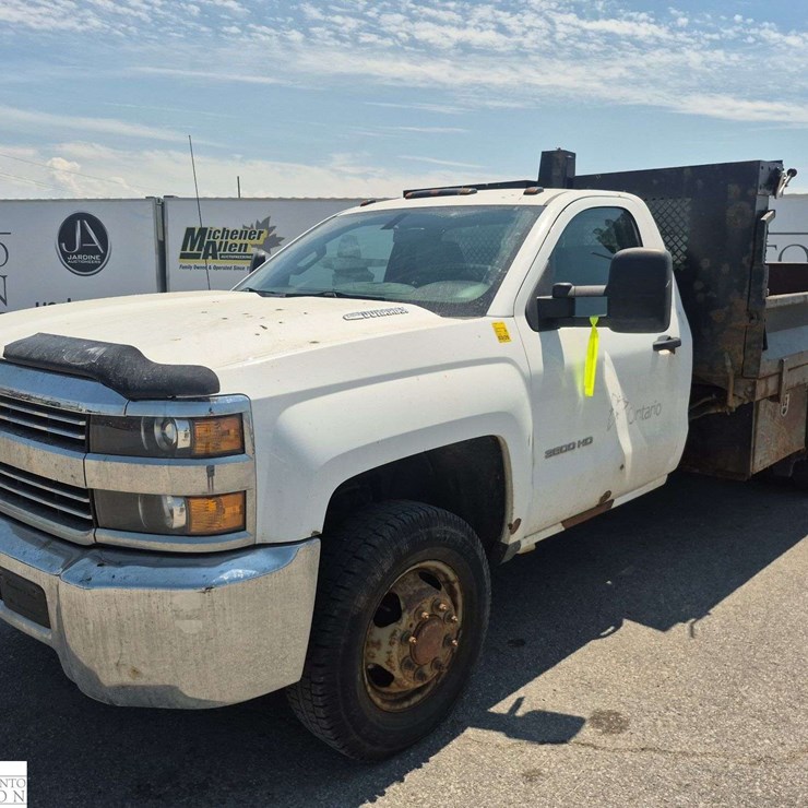 2015 CHEVROLET SILVERADO 3500HD