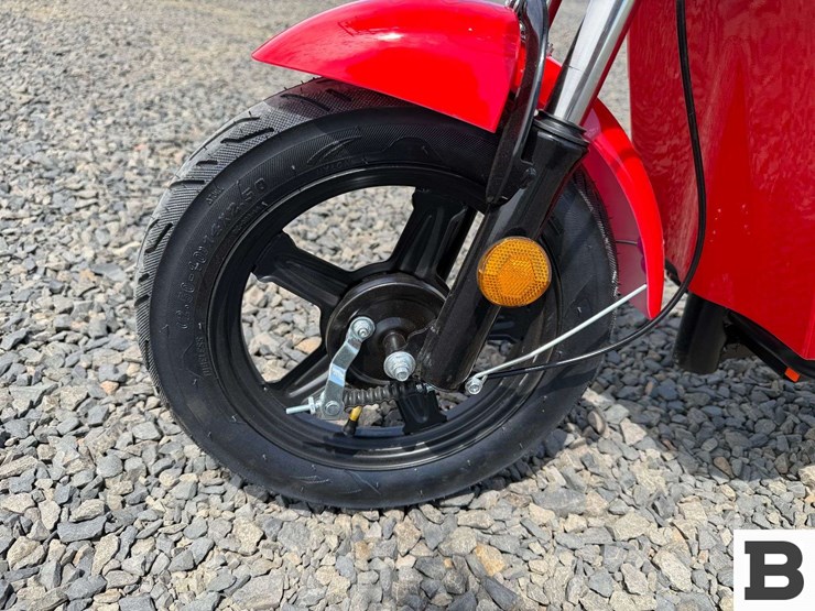 2026-sdlanch-two-wheeled-electric-vehicle-image-15