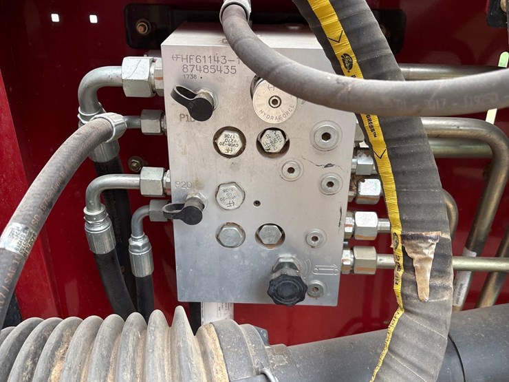 2018-case-ih-3162-image-41