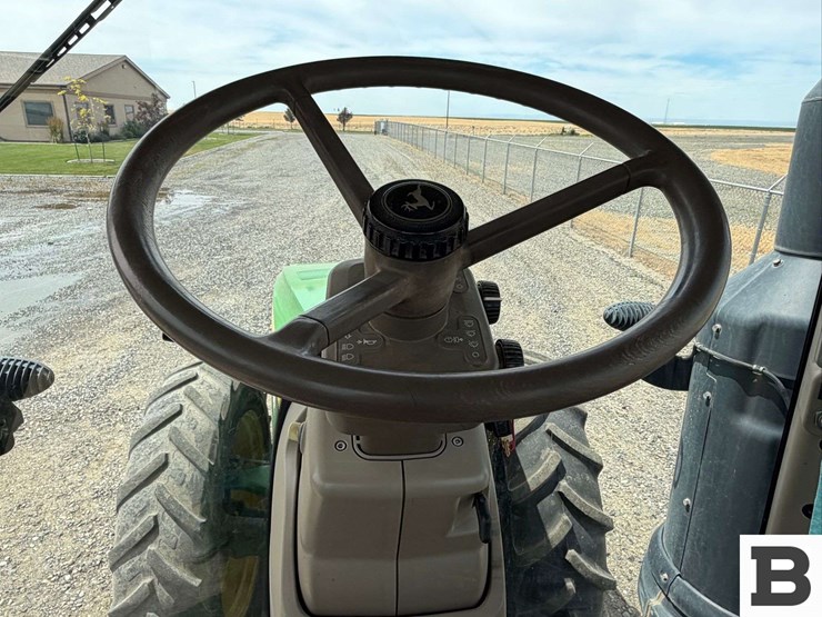 2014-john-deere-8345r-image-51