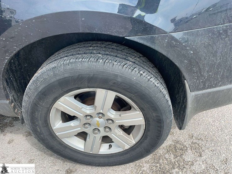 2010-chevrolet-traverse-image-23