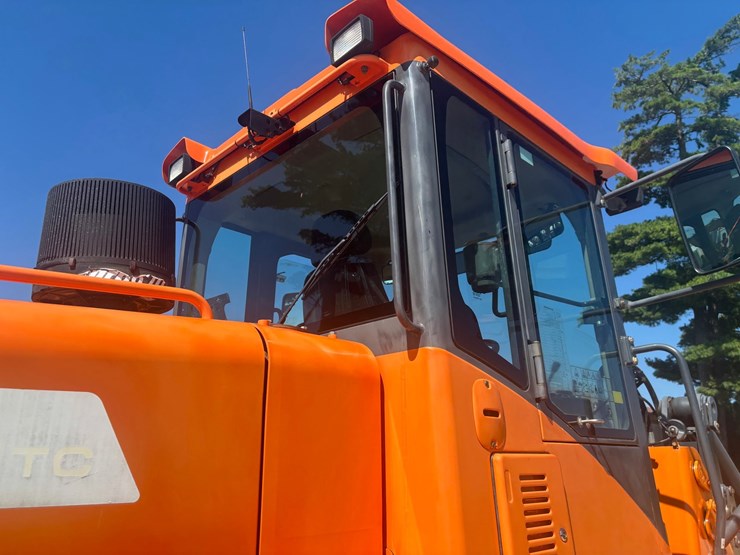 2013-doosan-dl250tc-image-23