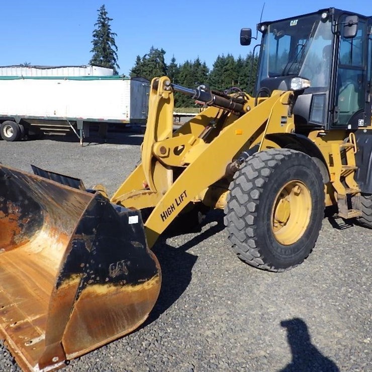 2017 CATERPILLAR 910M