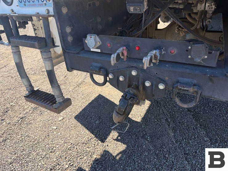 2017-kenworth-t370-image-30
