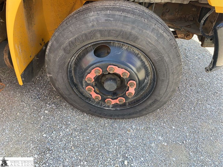 2010-international-durastar-4300-image-24