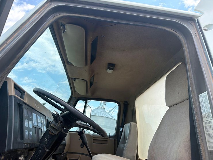 1991-cummins-855-image-36