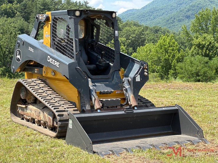2023-deere-331g-image-1