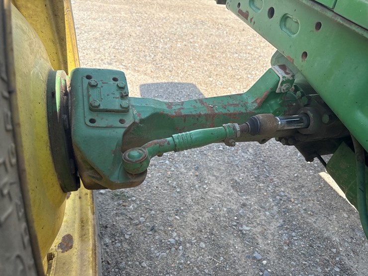 1993-john-deere-6400-image-11