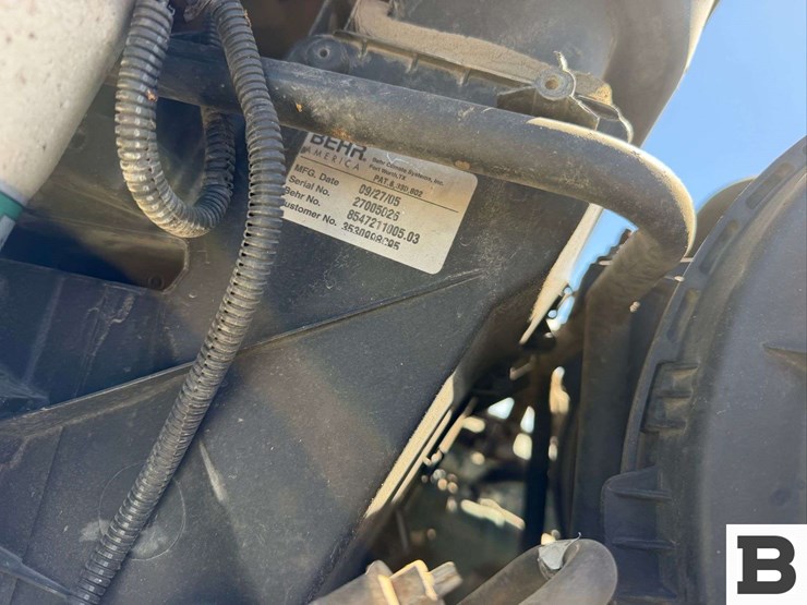 2006-international-durastar-4300-image-51