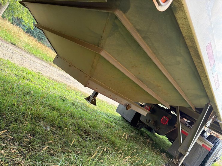 1999-maurer-32ft-semi-grain-trailer-image-13