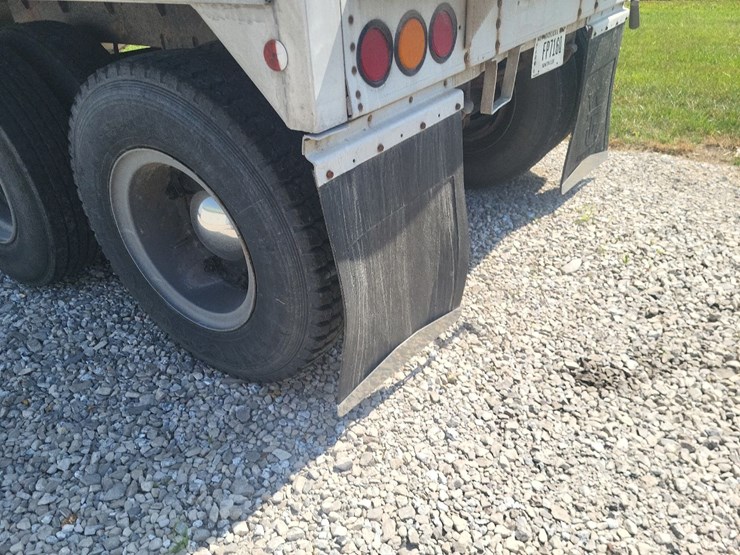 1978-chamberlain-jagh---500-tandem-axle-semi-hopper-trailer-image-40