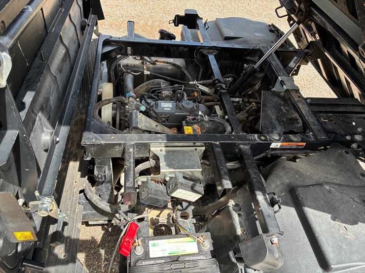 #9902-•-2020-kubota-x1140-rtv-image-12