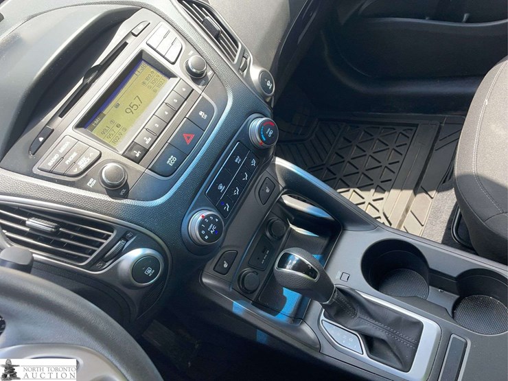 2014-hyundai-tucson-image-13