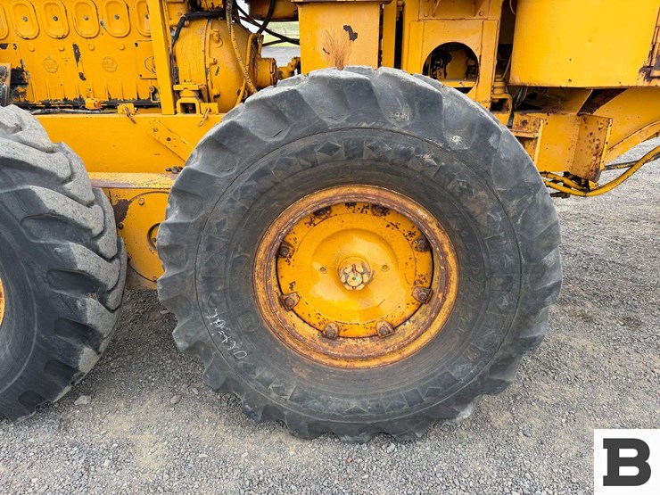 champion-d-600b-motor-grader-image-59