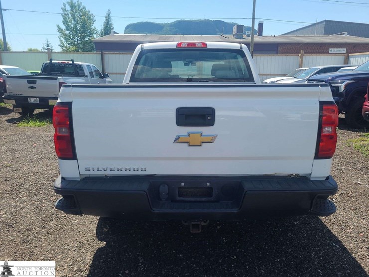 2015-chevrolet-silverado-1500-image-5