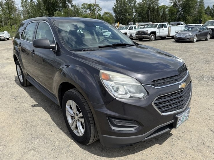2016-chevrolet-equinox-image-2