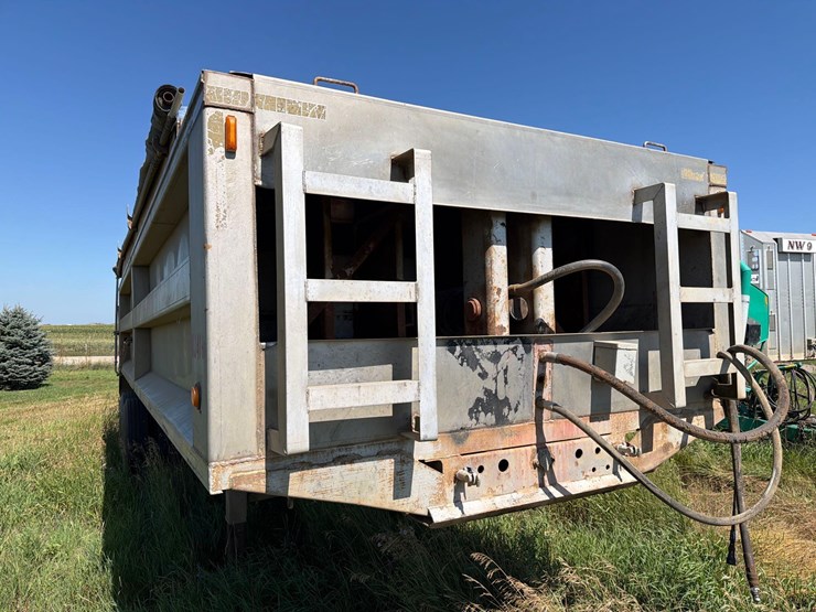 2006-converto-27ft-semi-end-dump-silage-trailer-image-15