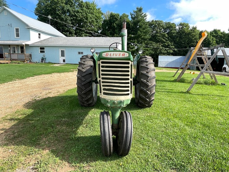 oliver-880-image-2