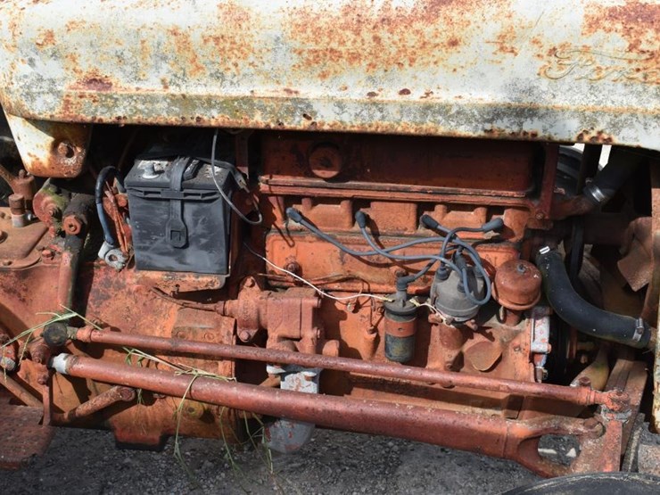 ford-tractor-image-6