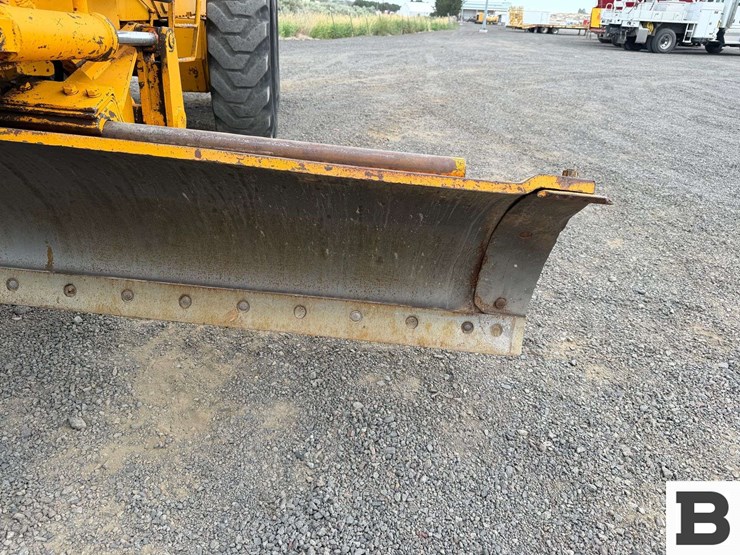 champion-d-600b-motor-grader-image-21
