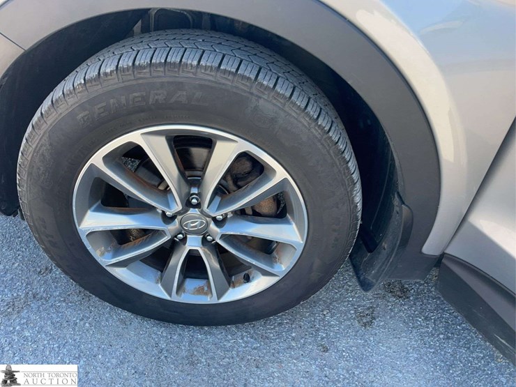 2018-hyundai-santa-fe-image-26