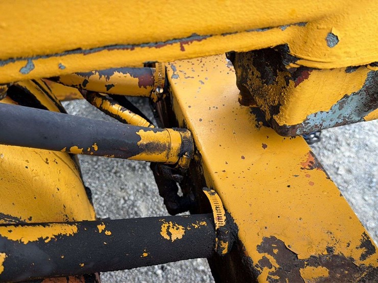 champion-d-600b-motor-grader-image-45